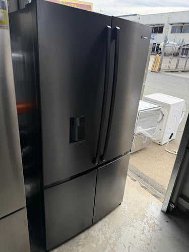 Factory second Westinghouse 541L French Door Fridge – Dark Stainless Steel (Model: WQE6060BB) - Second Hand Appliances Geebung